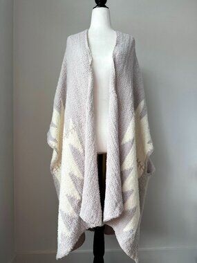 ⭐️ Show Me Your Mumu Leone Poncho North Star Knit Cozy Wrap NWOT